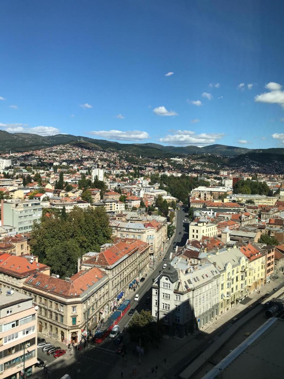 Swissotel Сараево Екстериор снимка View of the city