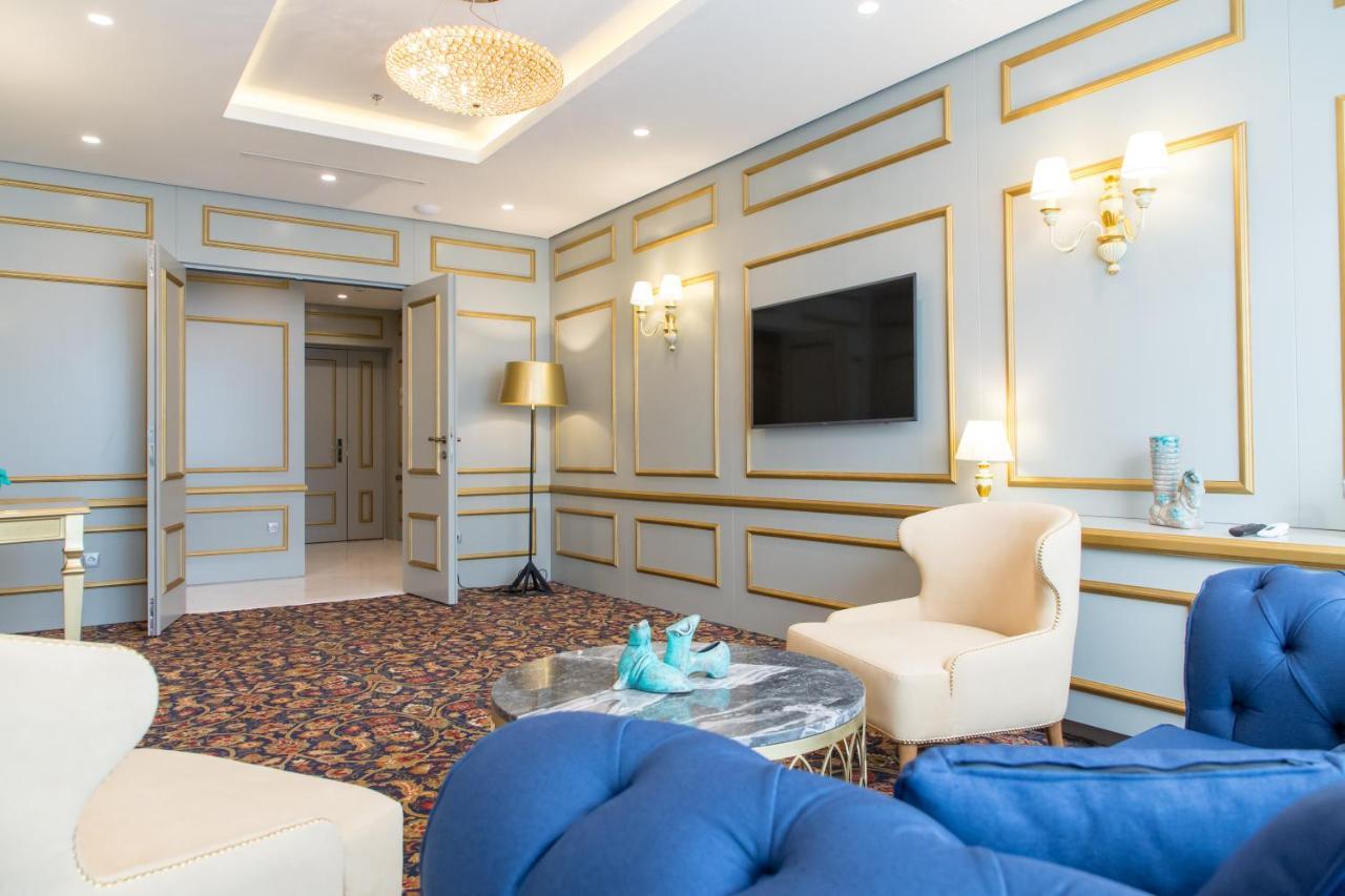 Swissotel Сараево Екстериор снимка A suite at the hotel