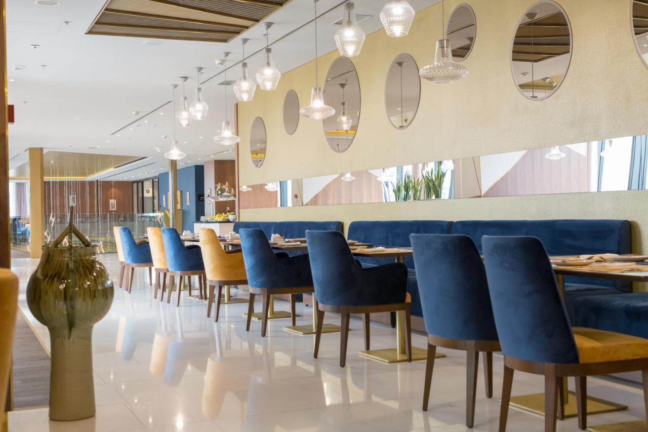 Swissotel Сараево Екстериор снимка The restaurant